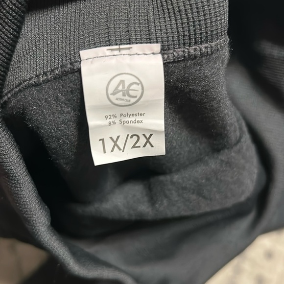 Women’s Gray Leggings Athletic Club Size 1x/2x - Picture 4 of 4